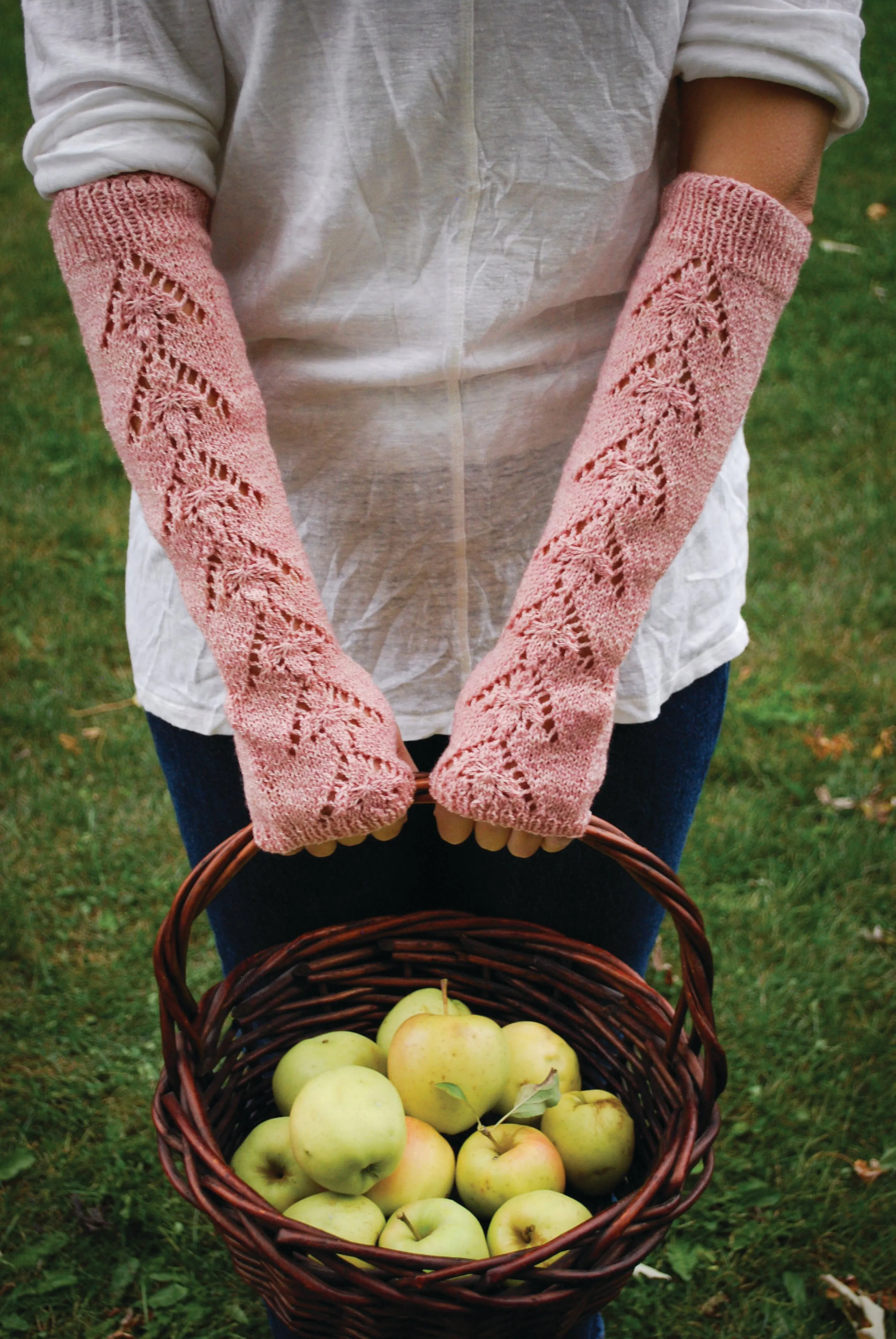 Story Maker: an illustrated book of knitting, fibre & fable (E-BOOK EDITION)